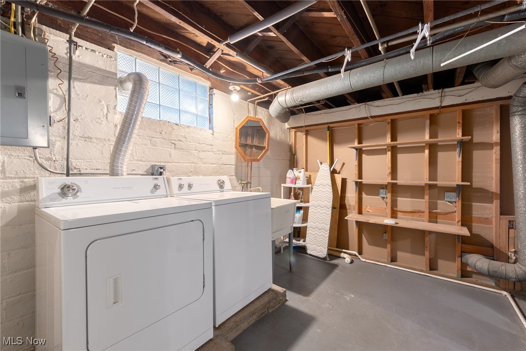 2202 Mars Avenue Lakewood OH 44107