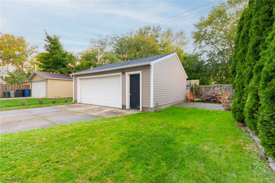 2202 Mars Avenue Lakewood OH 44107