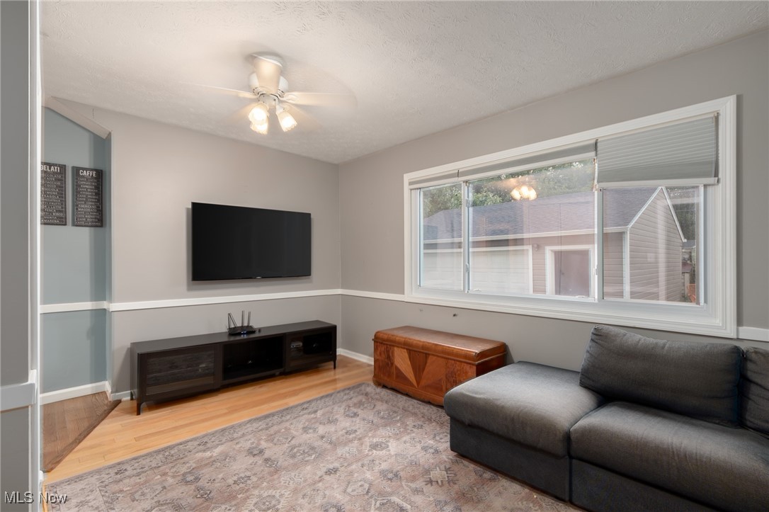 2202 Mars Avenue Lakewood OH 44107