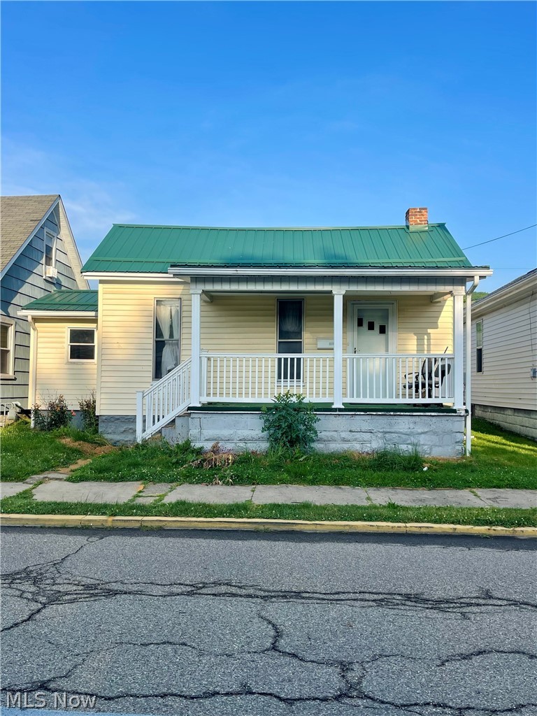 1917 Charles Street Wellsburg WV 26070