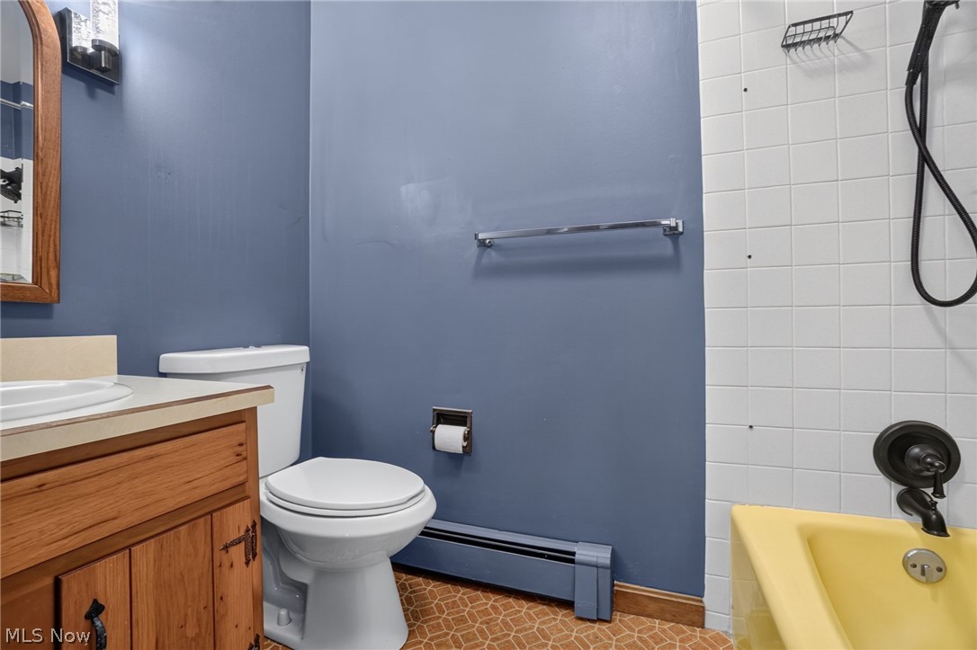 12 Square Circle Drive Madison OH 44057