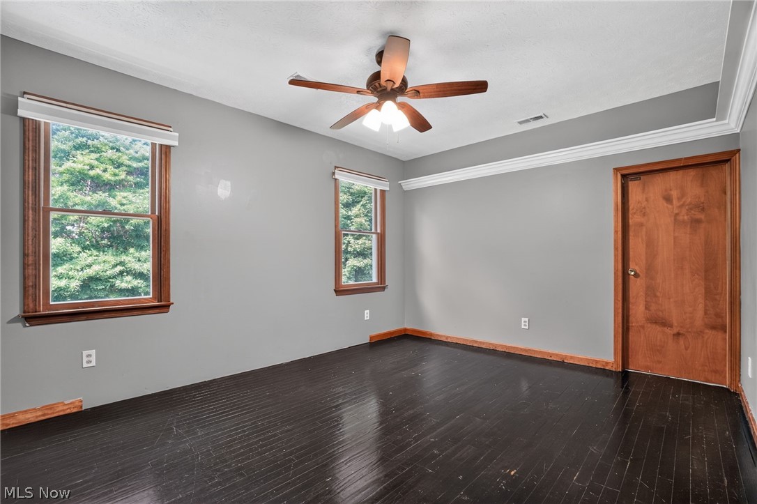 12 Square Circle Drive Madison OH 44057