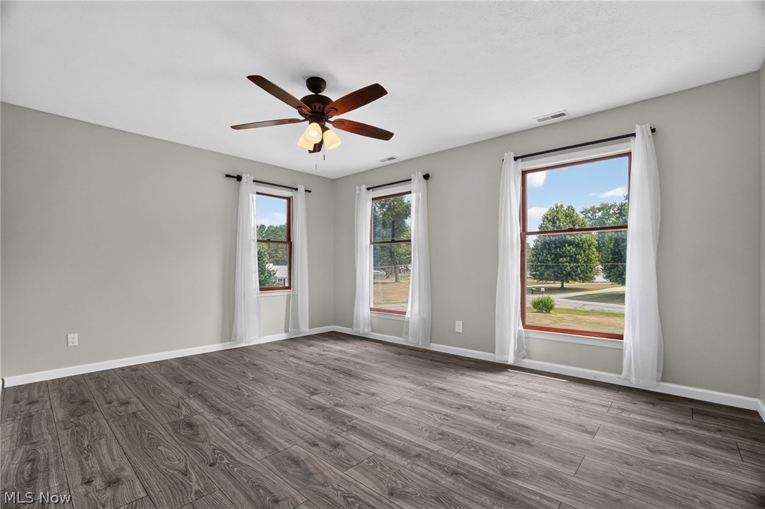 12 Square Circle Drive Madison OH 44057