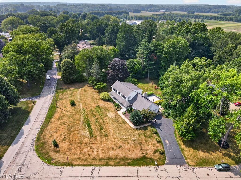 12 Square Circle Drive Madison OH 44057