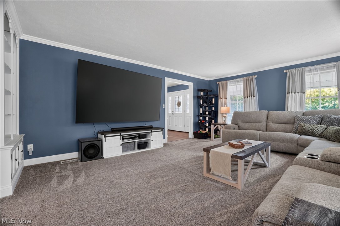 12 Square Circle Drive Madison OH 44057