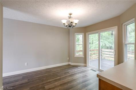 653 Diamond Circle Ravenna OH 44266
