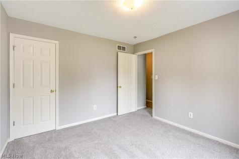 653 Diamond Circle Ravenna OH 44266
