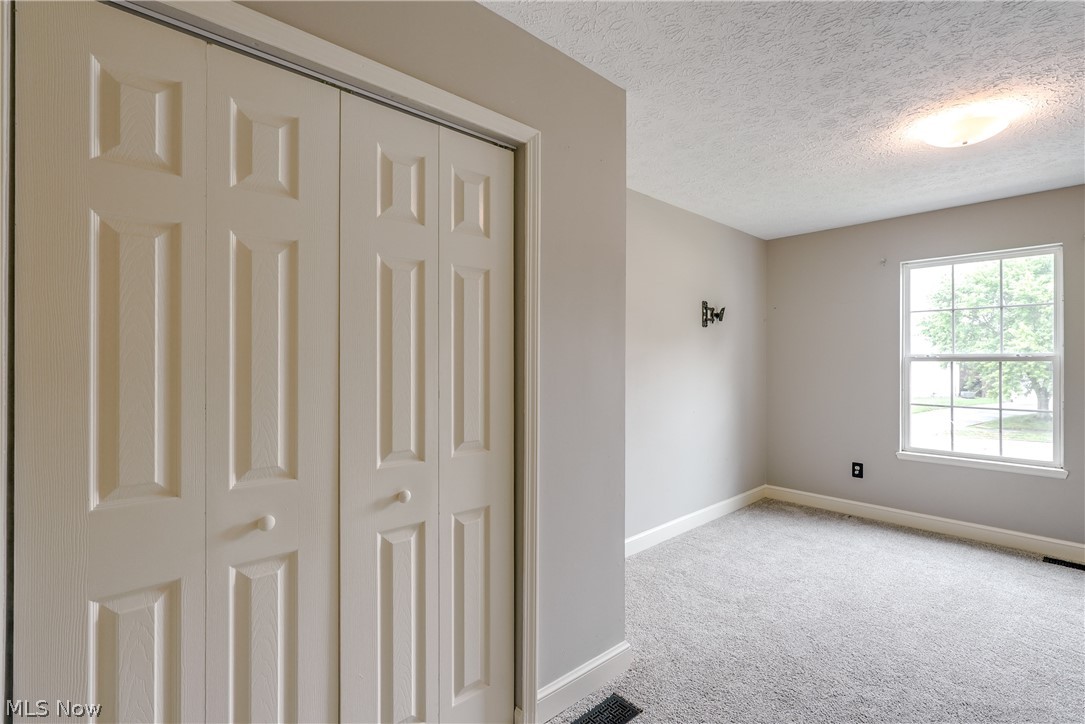 653 Diamond Circle Ravenna OH 44266
