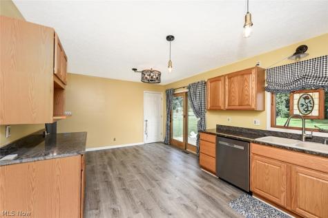 577 Catalina Drive Akron OH 44319
