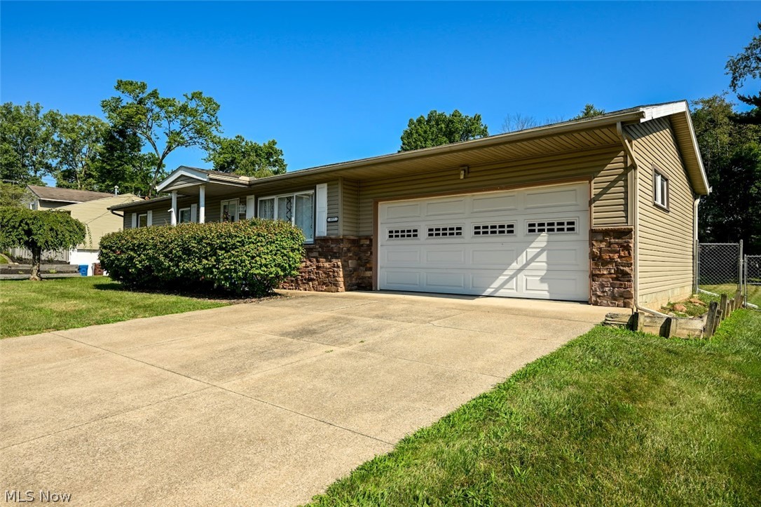 577 Catalina Drive Akron OH 44319