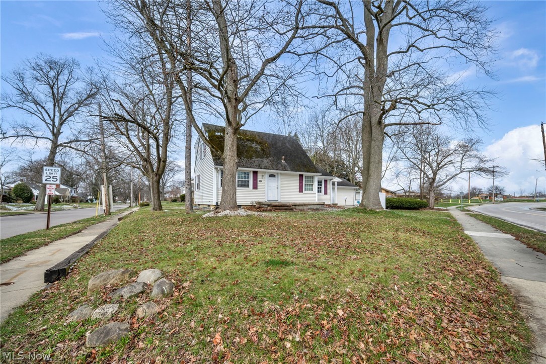 394 N Hawkins Avenue Akron OH 44313