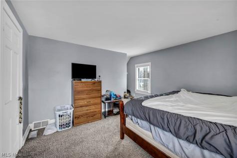 394 N Hawkins Avenue Akron OH 44313