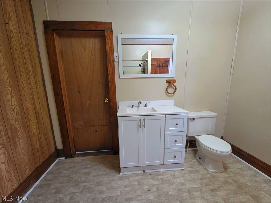 327 N 2nd Street Coshocton OH 43812