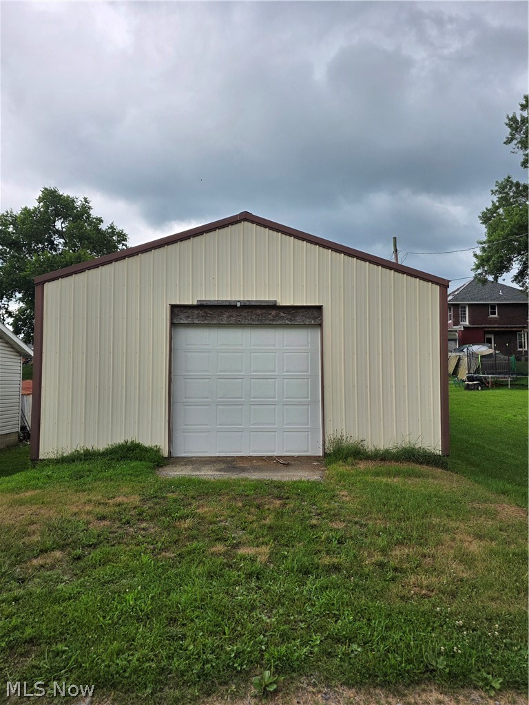327 N 2nd Street Coshocton OH 43812