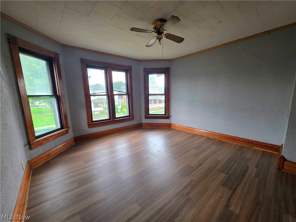 327 N 2nd Street Coshocton OH 43812