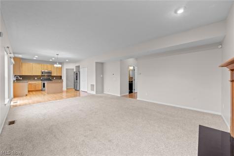 159 Stone Ridge Way Berea OH 44017