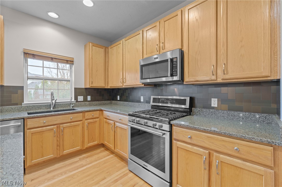 159 Stone Ridge Way Berea OH 44017