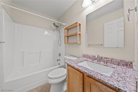 159 Stone Ridge Way Berea OH 44017