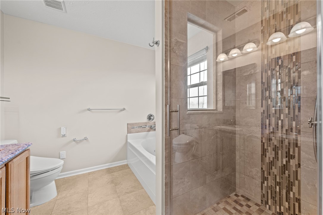 159 Stone Ridge Way Berea OH 44017