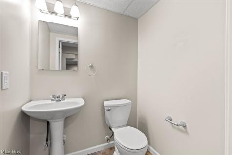 159 Stone Ridge Way Berea OH 44017