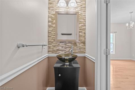 159 Stone Ridge Way Berea OH 44017