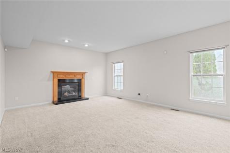 159 Stone Ridge Way Berea OH 44017