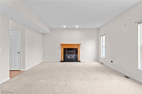 159 Stone Ridge Way Berea OH 44017