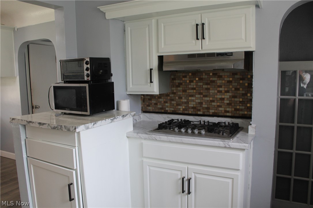 360 Tuxedo Avenue Brooklyn Heights OH 44131