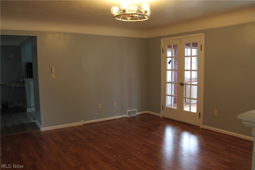 360 Tuxedo Avenue Brooklyn Heights OH 44131