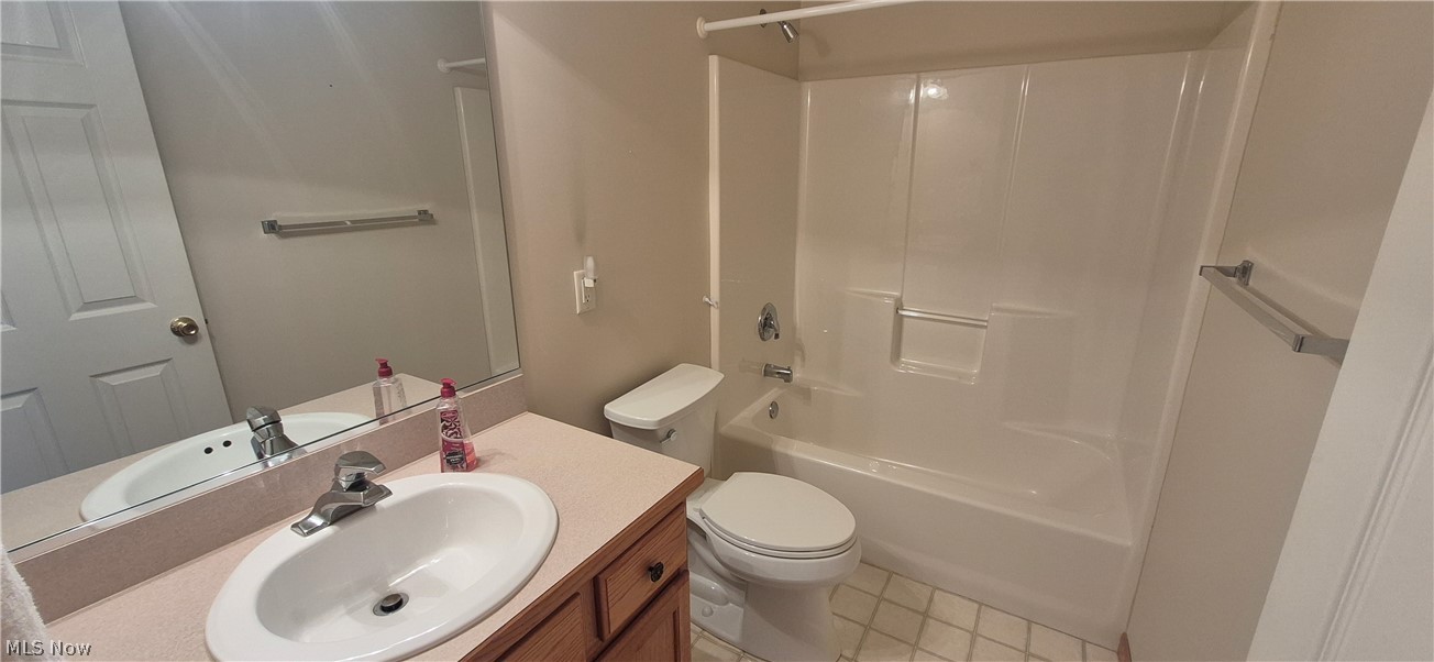2197 Brittany Boulevard Brunswick OH 44212
