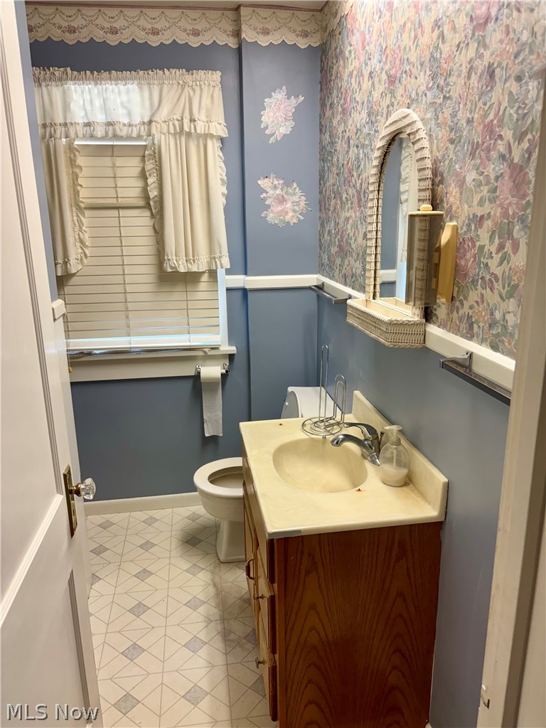 247 North Avenue NE New Philadelphia OH 44663