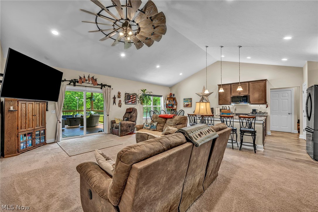 4331 Palmyra Road Lordstown OH 44481