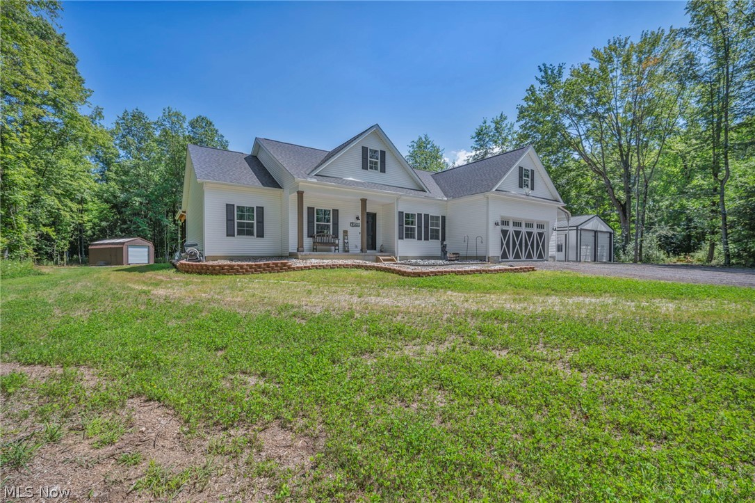 4331 Palmyra Road Lordstown OH 44481