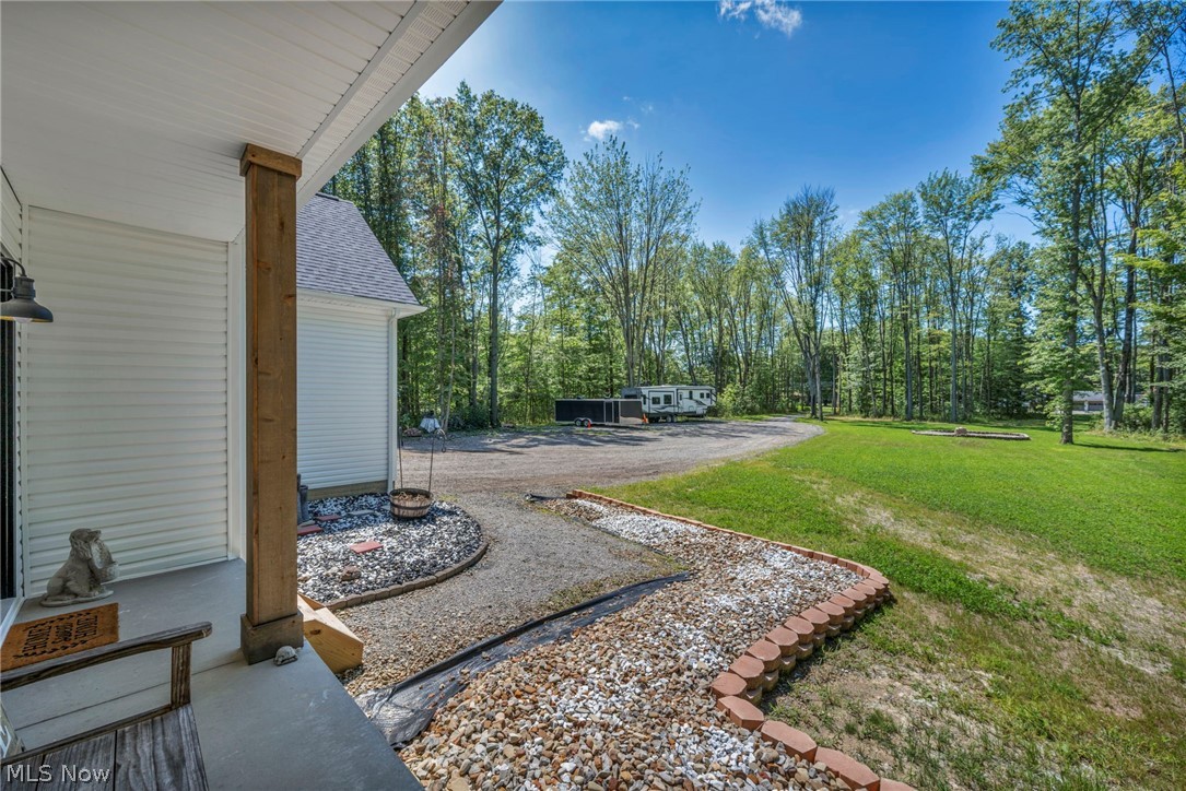 4331 Palmyra Road Lordstown OH 44481