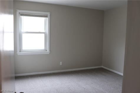 181 John Street Bedford OH 44146