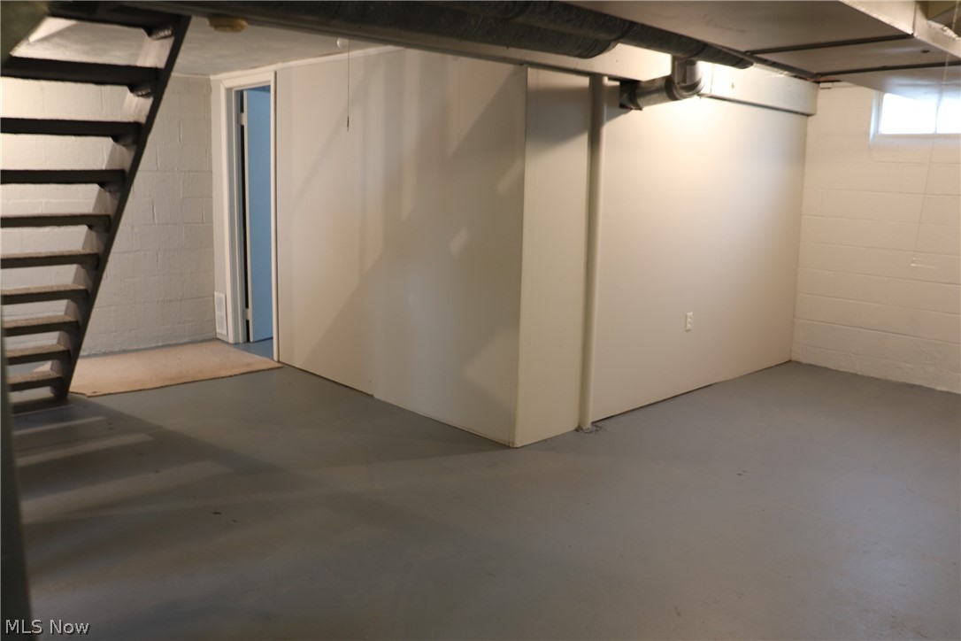 181 John Street Bedford OH 44146