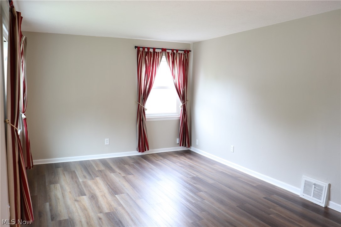 181 John Street Bedford OH 44146