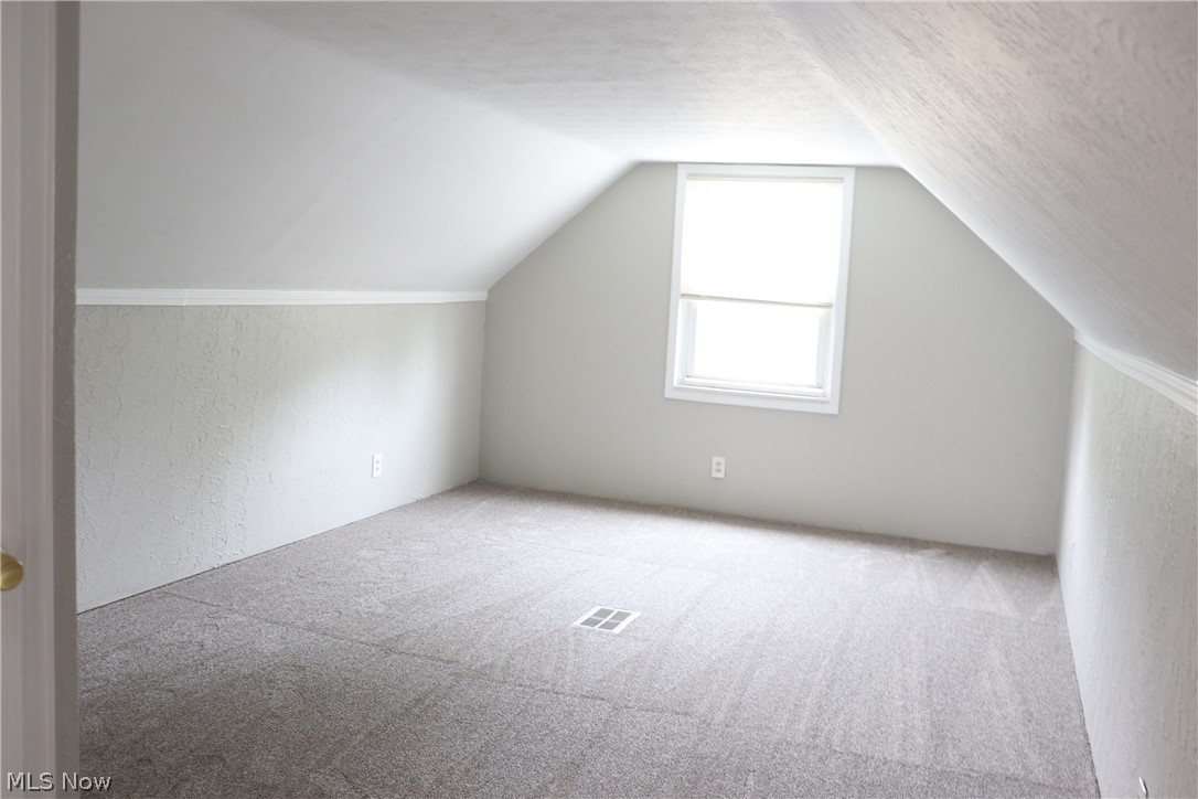 181 John Street Bedford OH 44146