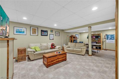 1100 Partridge Drive Wadsworth OH 44281