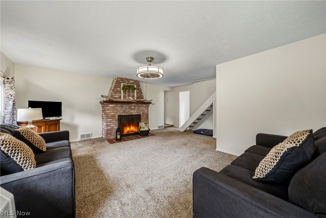 1588 Yale Avenue Madison OH 44057