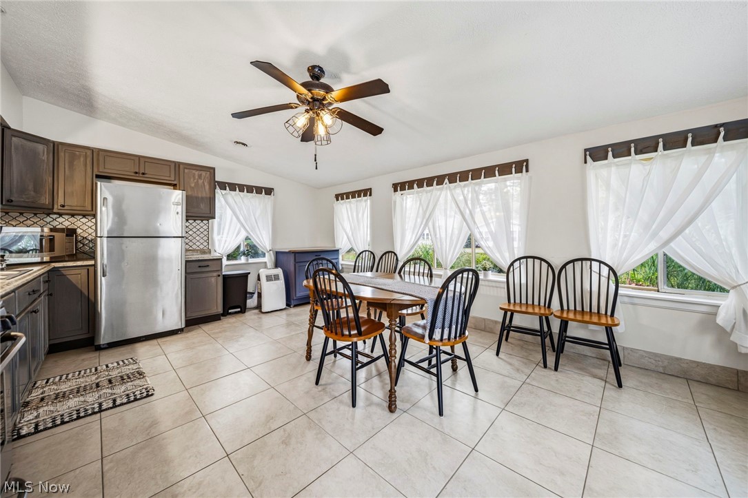 1588 Yale Avenue Madison OH 44057