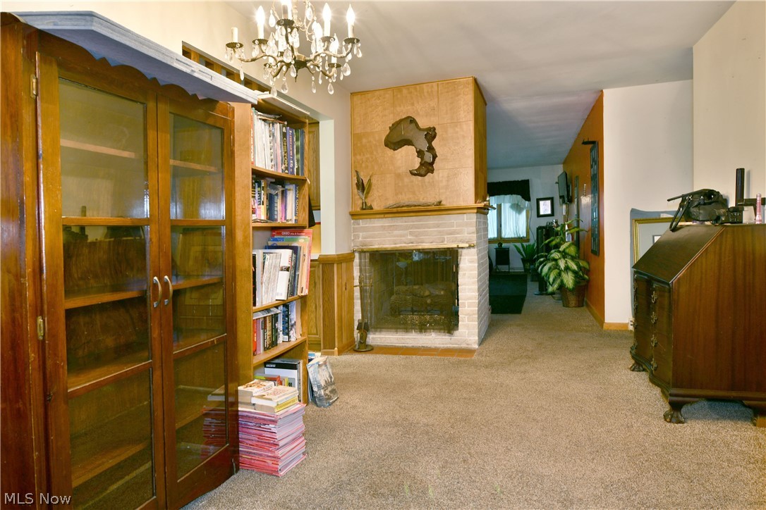 1265 North Road NE Warren OH 44483