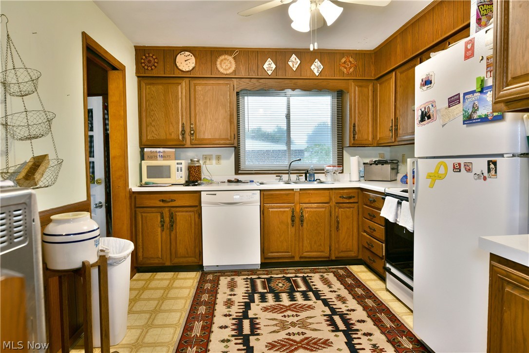 1265 North Road NE Warren OH 44483