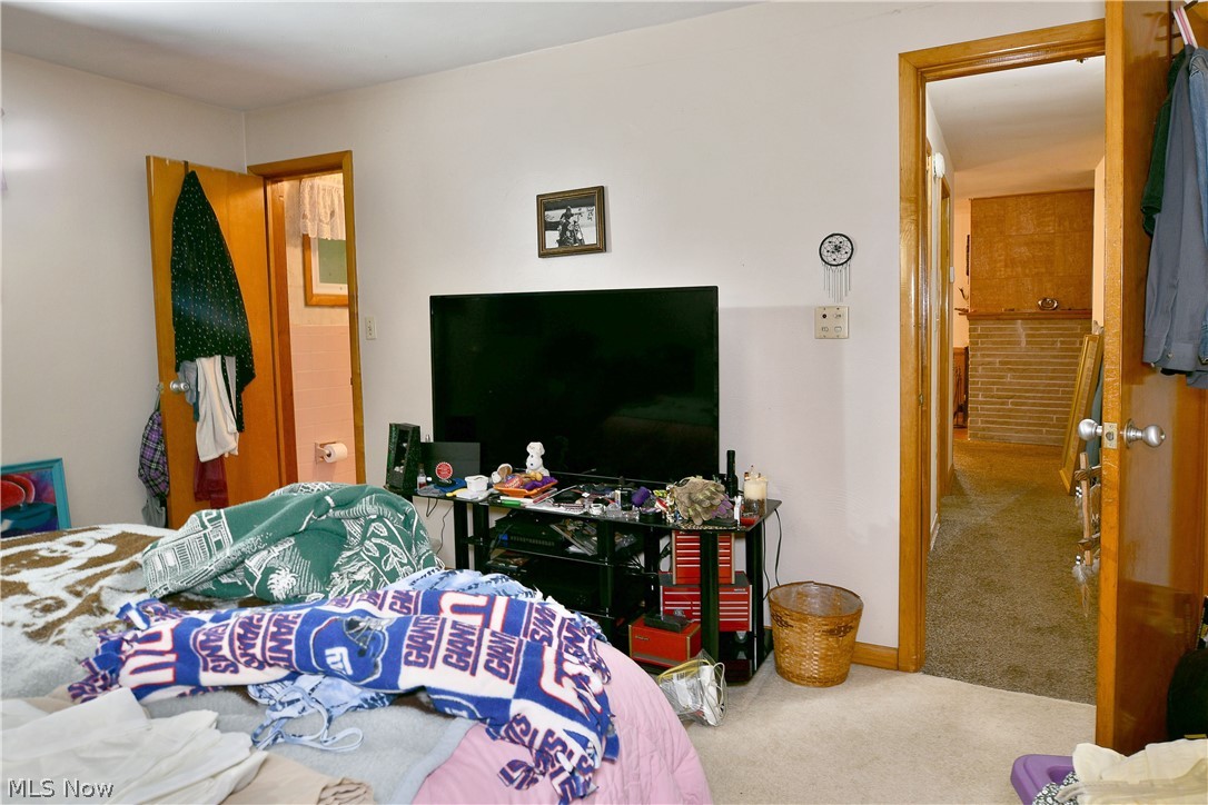 1265 North Road NE Warren OH 44483
