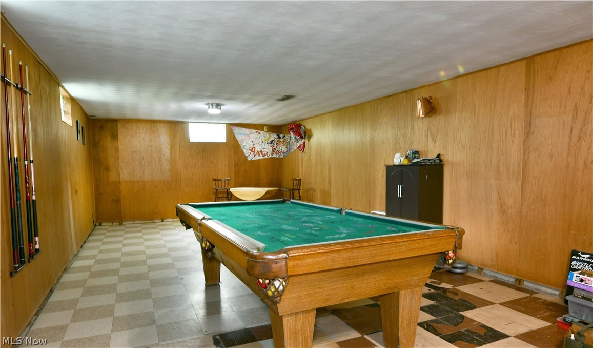 1265 North Road NE Warren OH 44483