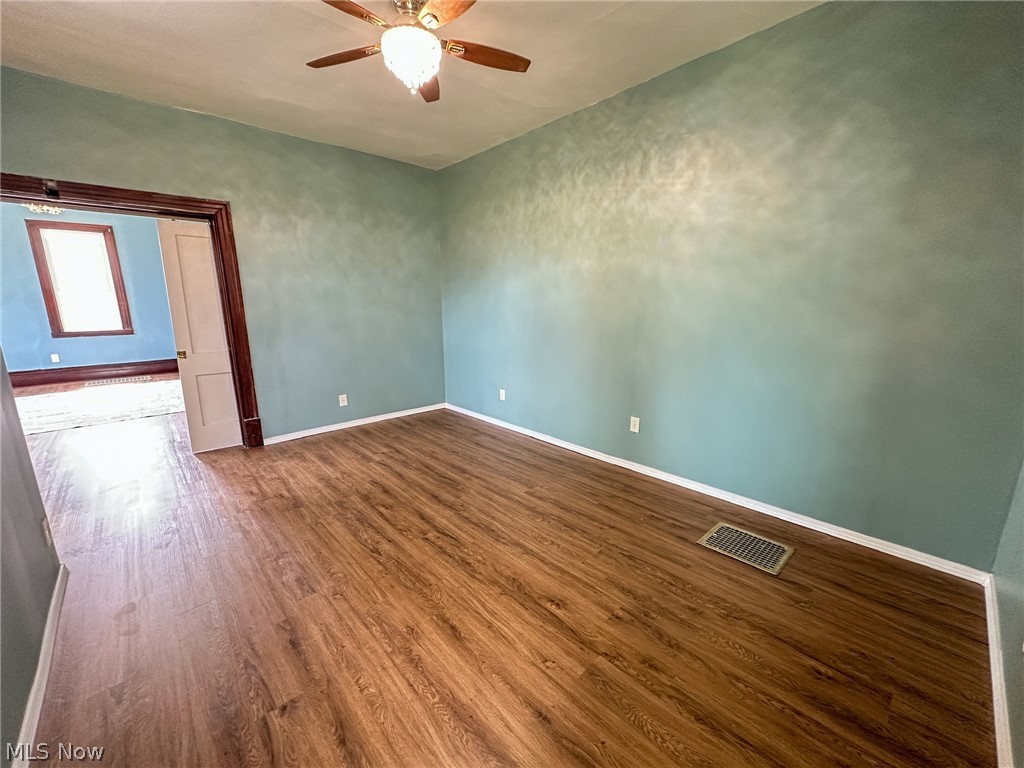 166 S Ohio Street Cadiz OH 43907