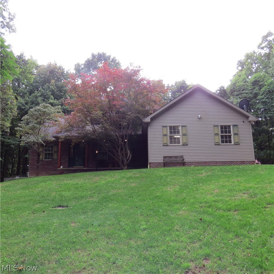 1320 Clay Road NW Dellroy OH 44620