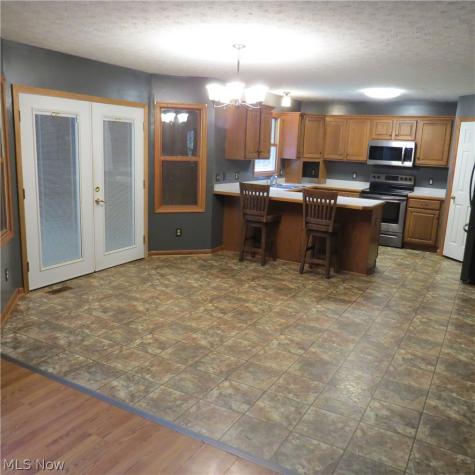 1320 Clay Road NW Dellroy OH 44620