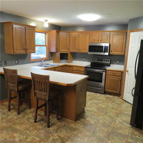 1320 Clay Road NW Dellroy OH 44620