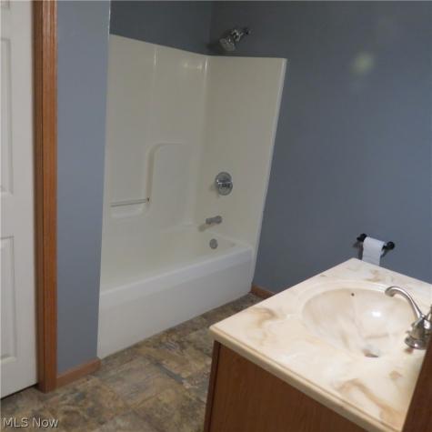 1320 Clay Road NW Dellroy OH 44620